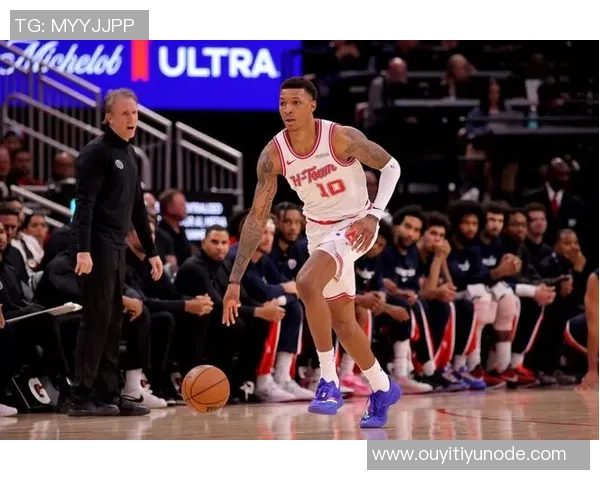 小贾巴里谈球队进步:每位球员更成熟自信迎接新挑战